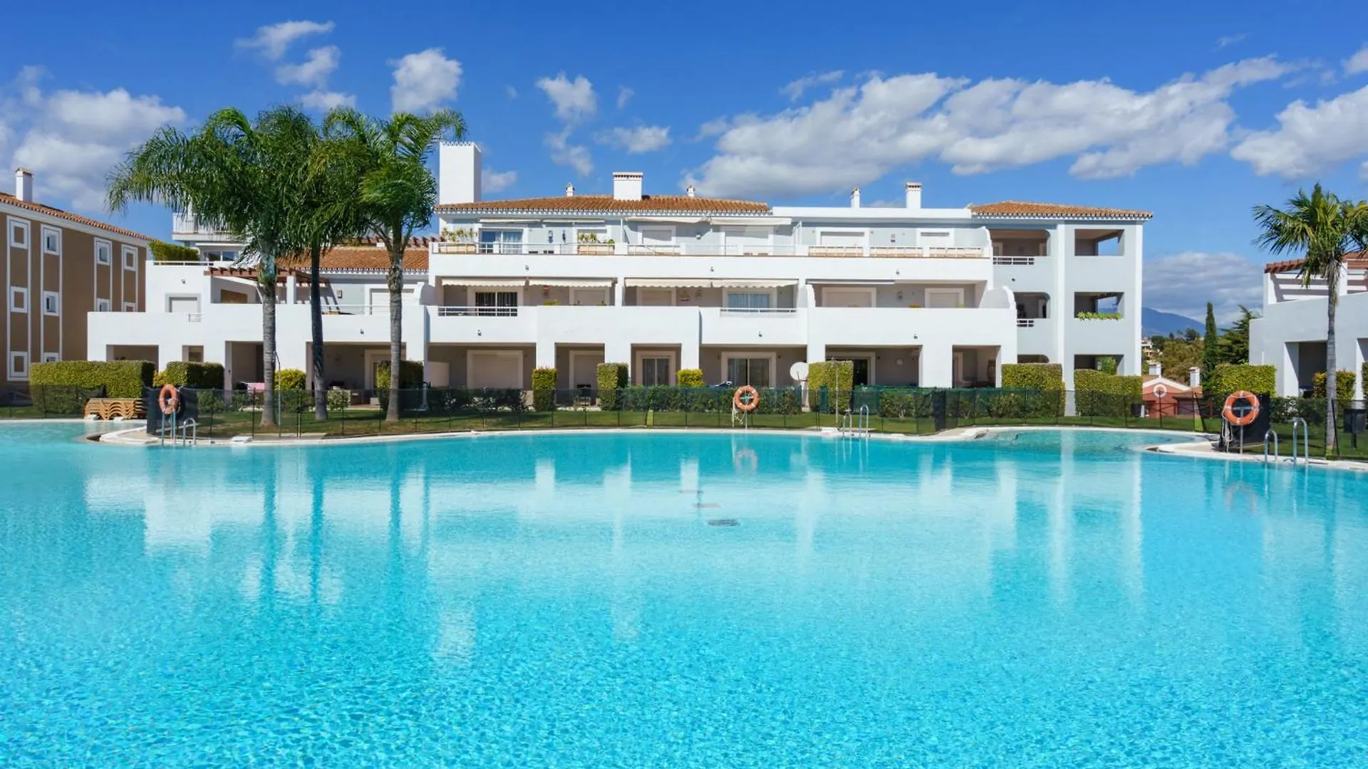Apartment Cortijo Del Mar-10 By Interhome Estepona Espanha